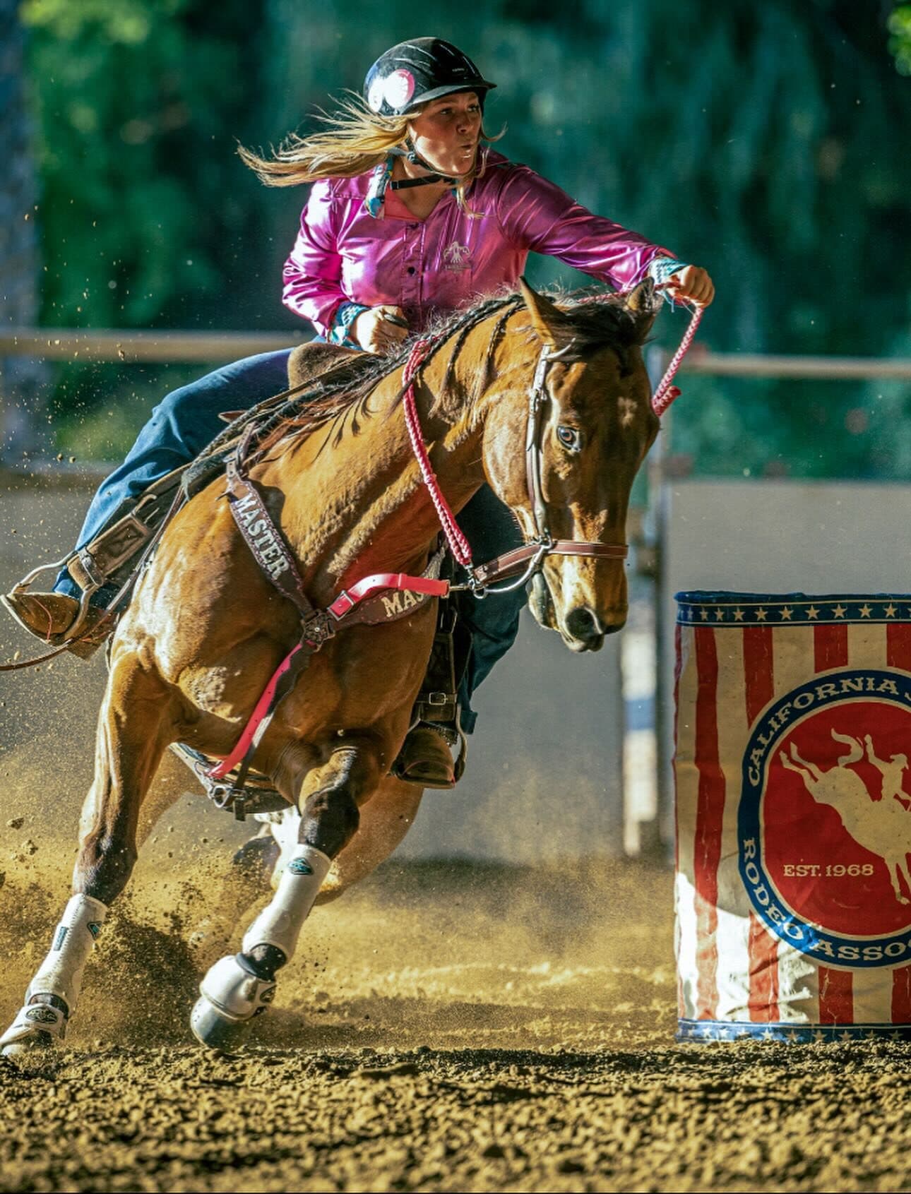 Tight barrel turn at a rodeo